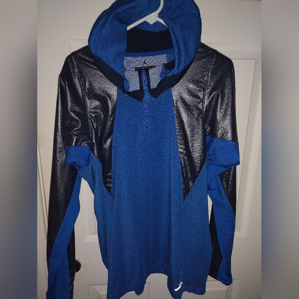 - Jordan training Hoodie